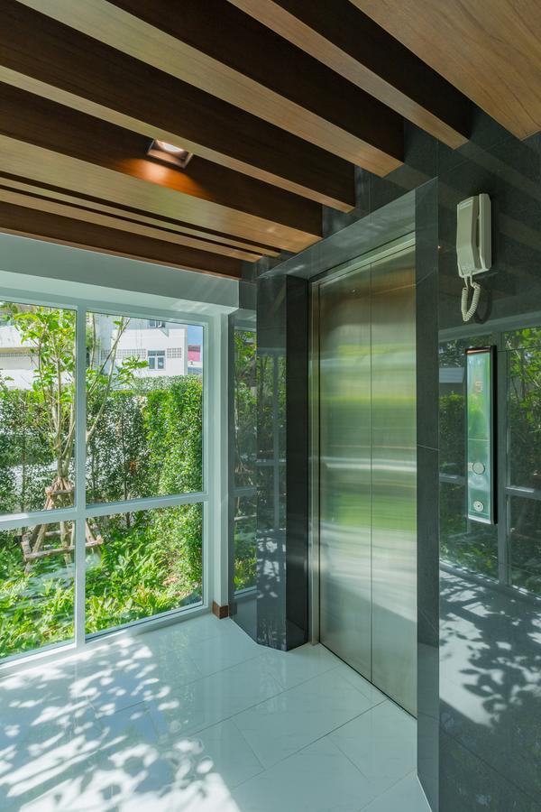 Thongchen Residence Samut Sakhon Exterior photo